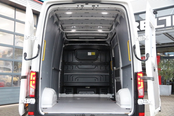 Volkswagen Crafter 35 2.0 TDI 140 | L3H3 | LED | Navi | Camera | Airco..