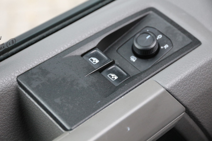Volkswagen Crafter 35 2.0 TDI 140 | L3H3 | LED | Navi | Camera | Airco..