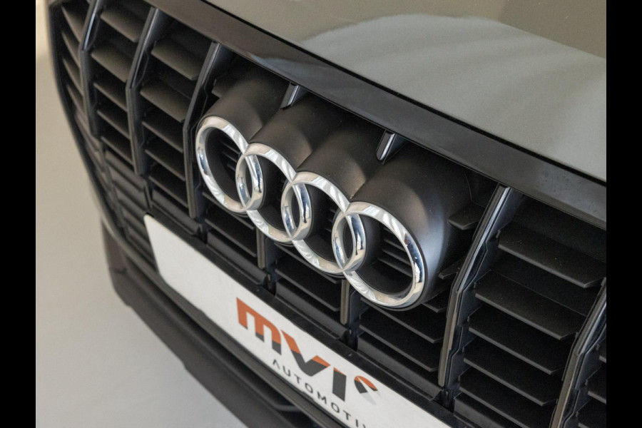 Audi Q3 35 TFSI Pro Line business / 150pk / Dodehoek herkenning / Stoelverwarming / Achteruitrij camera /