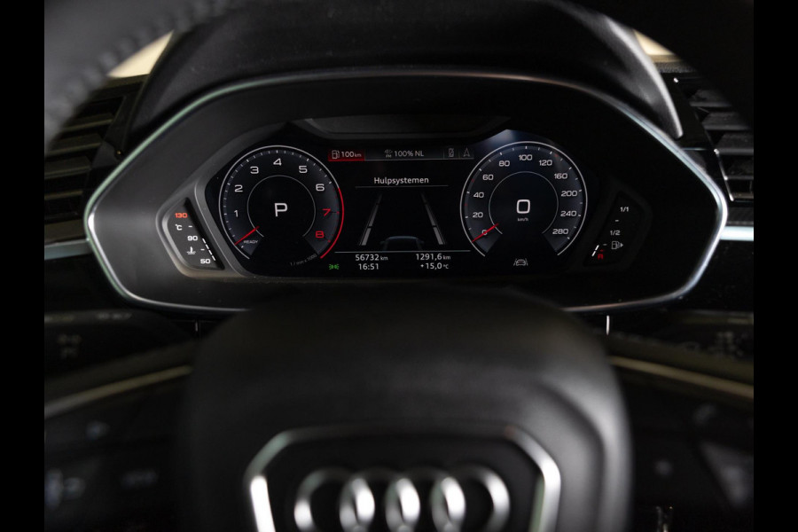 Audi Q3 35 TFSI Pro Line business / 150pk / Dodehoek herkenning / Stoelverwarming / Achteruitrij camera /