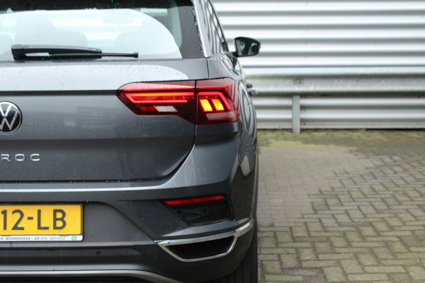 Volkswagen T-Roc 1.5 TSI 150pk Sport DSG7 NL-Auto NAP 43.290km Clima Cruise Navi Carplay Camera 17"LMV Afn. Trekhaak 1500kg