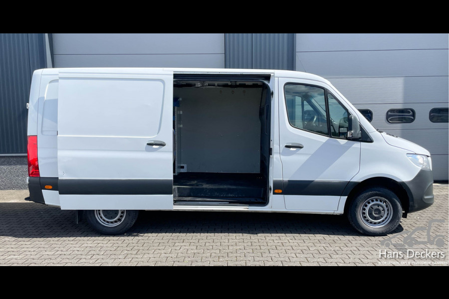 Mercedes-Benz Sprinter 316 L2 H1 Automaat Trekhaak Airco 2800 kg Trekhaak Inrichting 163pk Camera Navi Leder BPM Vrij