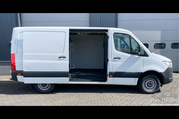 Mercedes-Benz Sprinter 316 L2 H1 Automaat Trekhaak Airco 2800 kg Trekhaak Inrichting 163pk Camera Navi Leder BPM Vrij