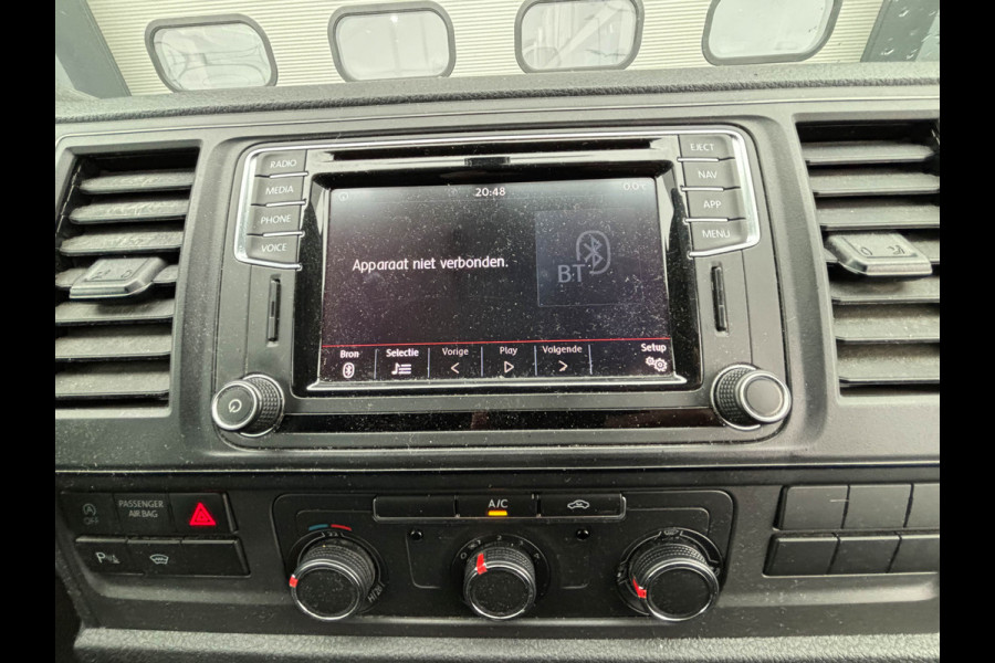 Volkswagen Transporter T6 Transporter Koelwagen Dag & Nacht Automaat APK - December 2025. Direct leverbaar!