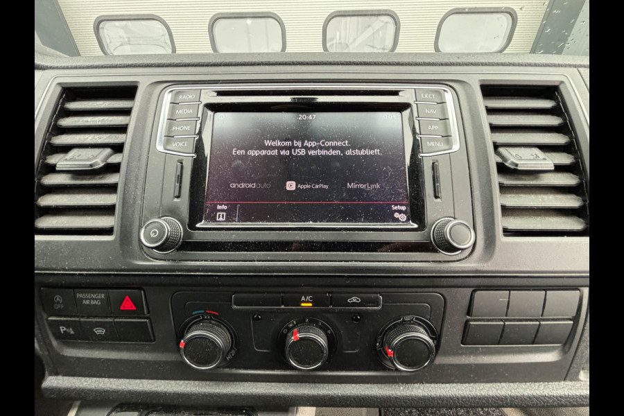 Volkswagen Transporter T6 Transporter Koelwagen Dag & Nacht Automaat APK - December 2025. Direct leverbaar!