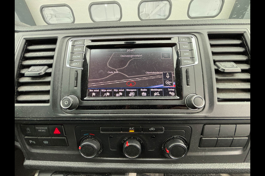 Volkswagen Transporter T6 Transporter Koelwagen Dag & Nacht Automaat APK - December 2025. Direct leverbaar!