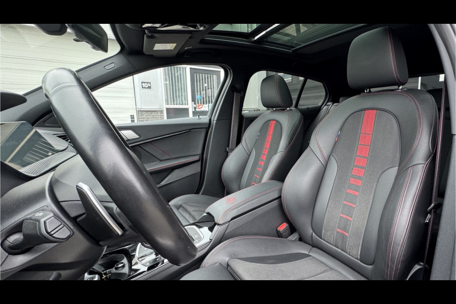 BMW 1-serie 128ti Aut | Pano | Sportuitl | Leer-Alcant nieuwstaat