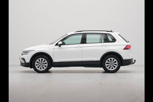 Volkswagen Tiguan 1.5 TSI 130pk Life Business Navigatie Trekhaak Stoelverwarming Acc 83