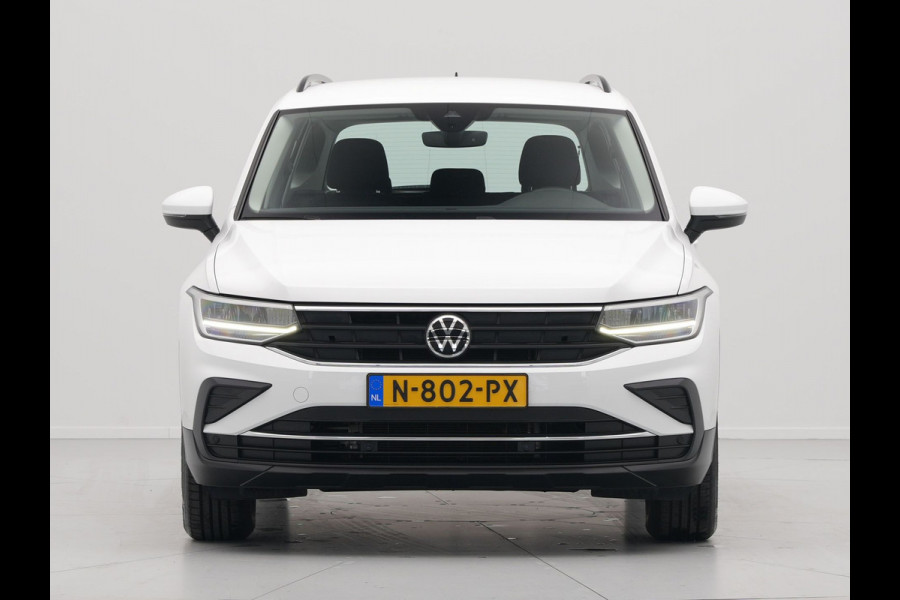 Volkswagen Tiguan 1.5 TSI 130pk Life Business Navigatie Trekhaak Stoelverwarming Acc 83