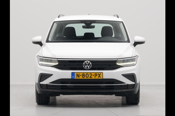 Volkswagen Tiguan 1.5 TSI 130pk Life Business Navigatie Trekhaak Stoelverwarming Acc 83