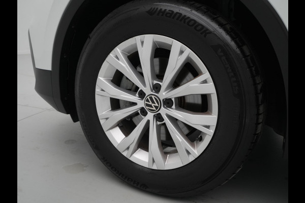 Volkswagen Tiguan 1.5 TSI 130pk Life Business Navigatie Trekhaak Stoelverwarming Acc 83