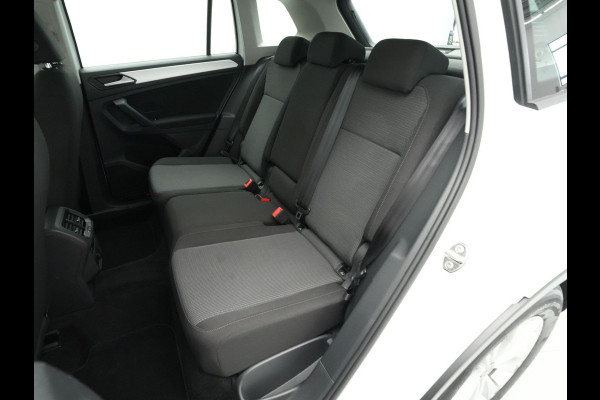 Volkswagen Tiguan 1.5 TSI 130pk Life Business Navigatie Trekhaak Stoelverwarming Acc 83