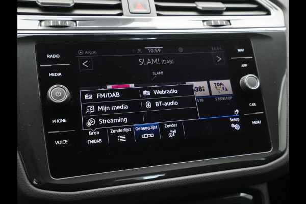 Volkswagen Tiguan 1.5 TSI 130pk Life Business Navigatie Trekhaak Stoelverwarming Acc 83