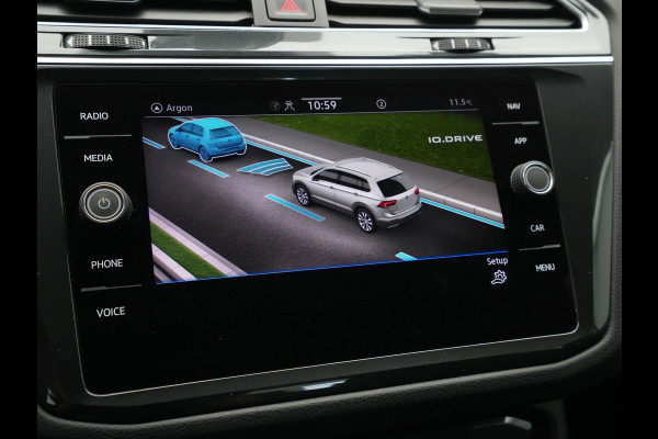 Volkswagen Tiguan 1.5 TSI 130pk Life Business Navigatie Trekhaak Stoelverwarming Acc 83