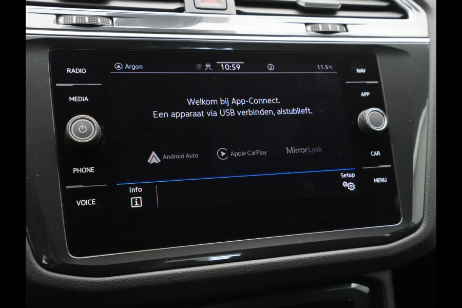 Volkswagen Tiguan 1.5 TSI 130pk Life Business Navigatie Trekhaak Stoelverwarming Acc 83