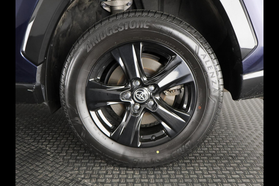 Toyota RAV4 2.5 HYBRID 4WD BUSINESS BLEULINE BI-TONE AWD. NAVI.CARPLAY.PDC.1650 KG TREKGEWICHT. GARANTIE TOT 2030!