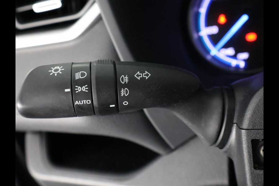 Toyota RAV4 2.5 HYBRID 4WD BUSINESS BLEULINE BI-TONE AWD. NAVI.CARPLAY.PDC.1650 KG TREKGEWICHT. GARANTIE TOT 2030!