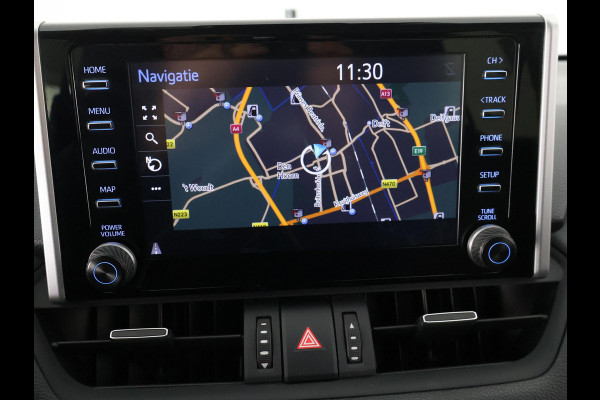 Toyota RAV4 2.5 HYBRID 4WD BUSINESS BLEULINE BI-TONE AWD. NAVI.CARPLAY.PDC.1650 KG TREKGEWICHT. GARANTIE TOT 2030!