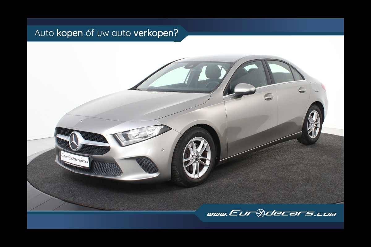 Mercedes-Benz A-Klasse 200 *1ste Eigenaar*Leer*Navigatie* Mercedes-Benz A-Klasse 200 *1ste Eigenaar*Leer*Navigatie*