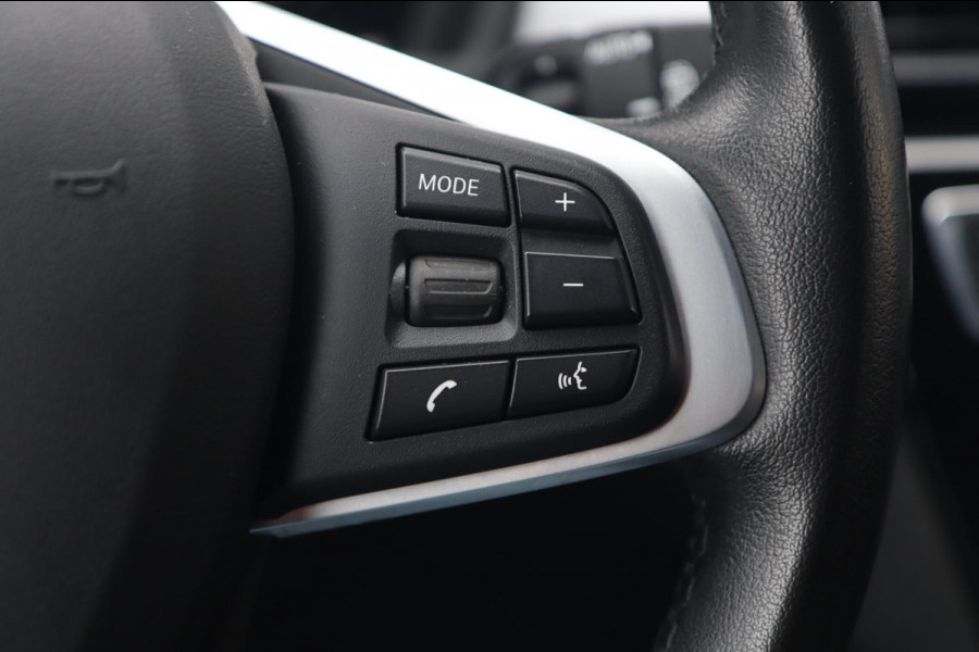 BMW X2 SDrive18i / LED / CRUISE / LEDER / PDC V+A / NAVI