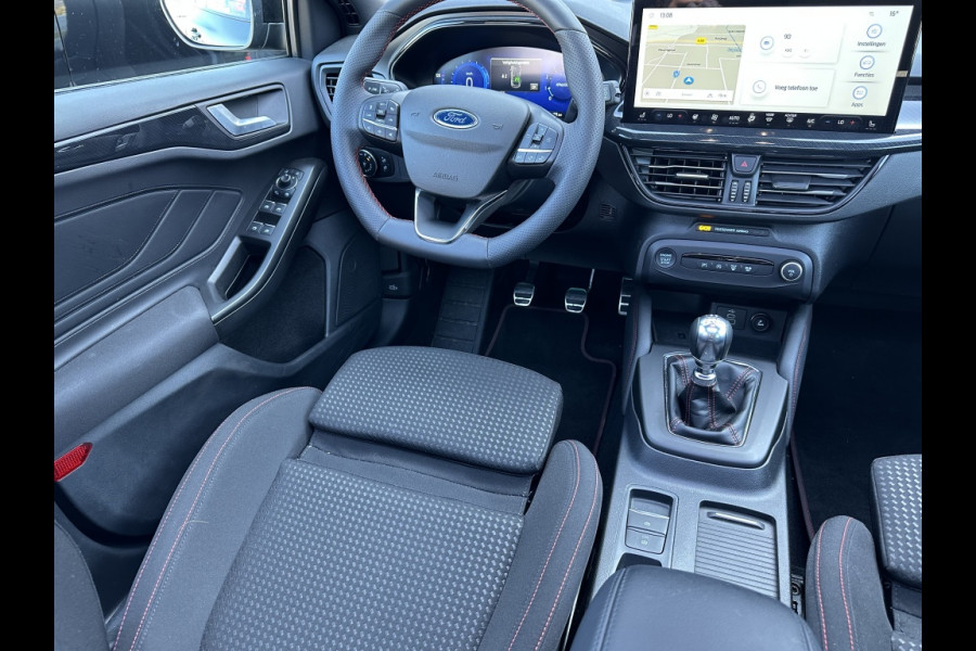 Ford FOCUS Wagon 1.0 EBH ST Line X PANODAK! DRIVERPACK! WINTERPACK!