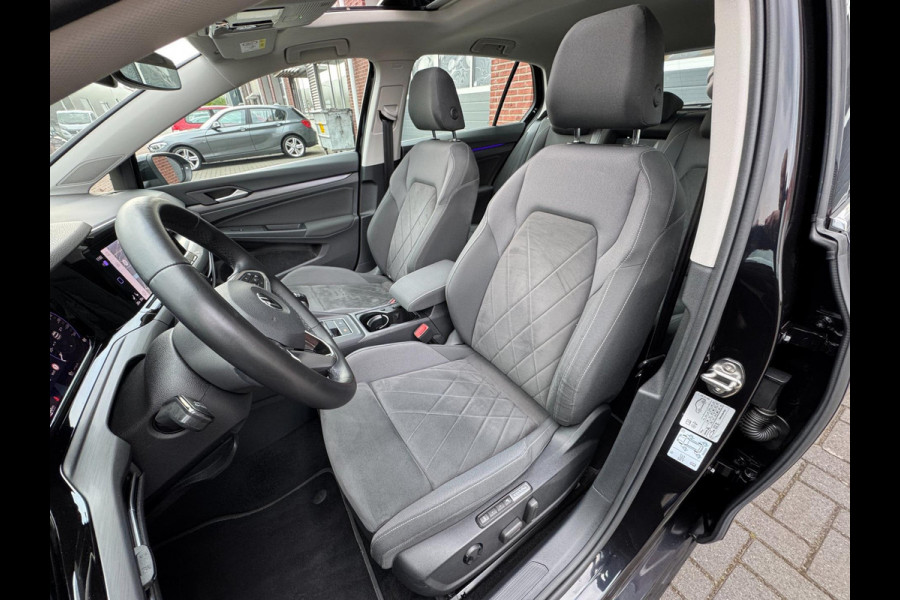 Volkswagen Golf 1.5 TSI 150PK IQ LED ACC Pano Carplay Navi