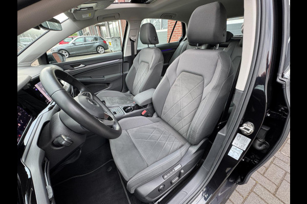 Volkswagen Golf 1.5 TSI 150PK IQ LED ACC Pano Carplay Navi
