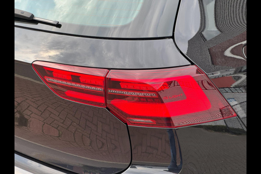 Volkswagen Golf 1.5 TSI 150PK IQ LED ACC Pano Carplay Navi