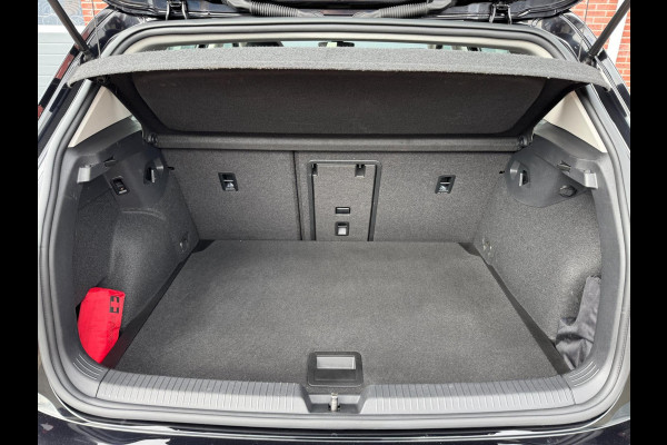 Volkswagen Golf 1.5 TSI 150PK IQ LED ACC Pano Carplay Navi
