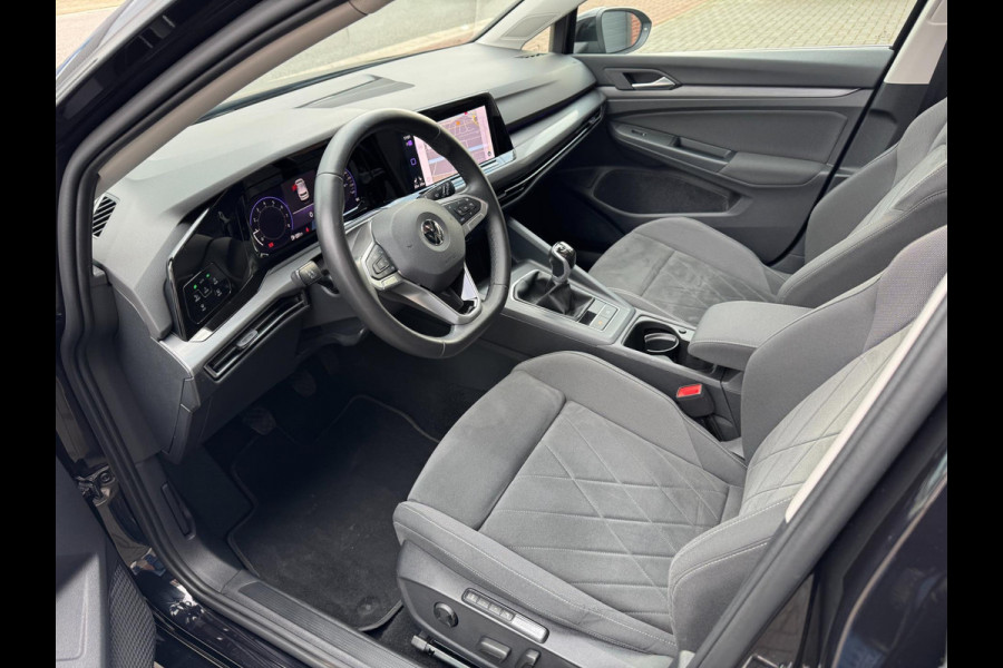 Volkswagen Golf 1.5 TSI 150PK IQ LED ACC Pano Carplay Navi