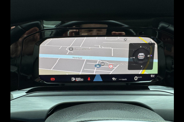 Volkswagen Golf 1.5 TSI 150PK IQ LED ACC Pano Carplay Navi