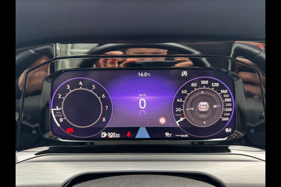 Volkswagen Golf 1.5 TSI 150PK IQ LED ACC Pano Carplay Navi