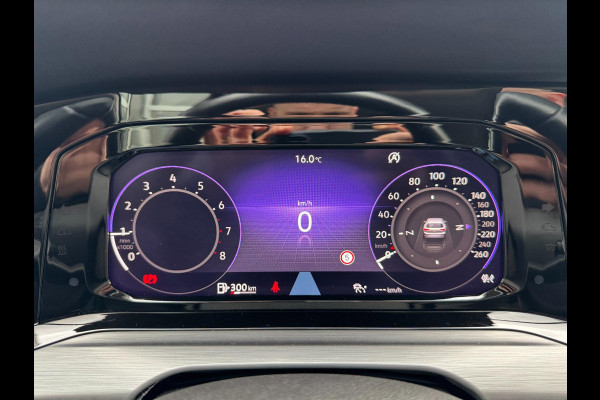 Volkswagen Golf 1.5 TSI 150PK IQ LED ACC Pano Carplay Navi