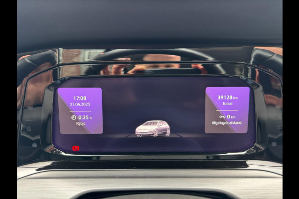 Volkswagen Golf 1.5 TSI 150PK IQ LED ACC Pano Carplay Navi
