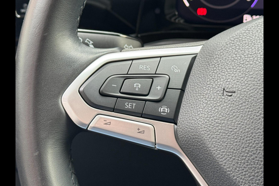 Volkswagen Golf 1.5 TSI 150PK IQ LED ACC Pano Carplay Navi