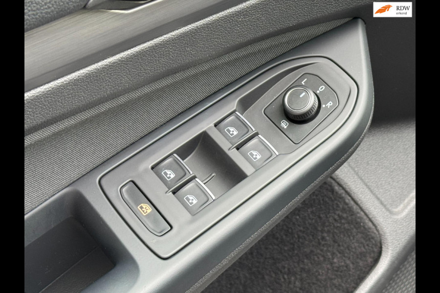 Volkswagen Golf 1.5 TSI 150PK IQ LED ACC Pano Carplay Navi
