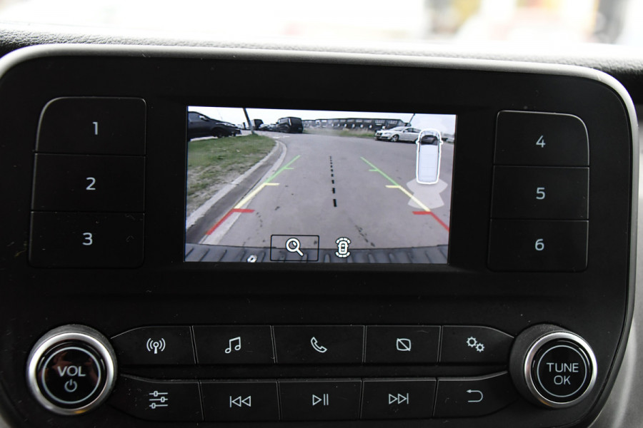 Ford Transit Custom 280 2.0 TDCI L1H1 Black & White edition Camera, Cruise, Stoelverwarming, 130PK, Automaat, Airco,  Uniek!