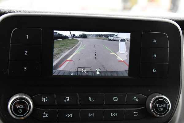 Ford Transit Custom 280 2.0 TDCI L1H1 Black & White edition Camera, Cruise, Stoelverwarming, 130PK, Automaat, Airco,  Uniek!