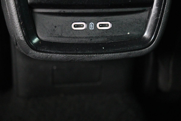 Škoda Kamiq 1.0 TSI Sport | Stoelverwarming | Virtual Cockpit | Keyless | Carplay | Climate control | Navigatie | Parkeerhulp | Full LED | DAB