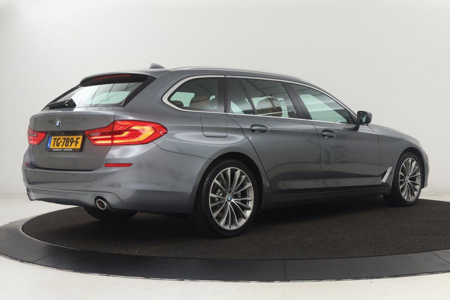 BMW 5 Serie 520i High Executive | Leder | 360 camera | Stoelverwarming | DAB | Navigatie | Full LED | Sfeerverlichting | Parkeerhulp | Climate control | Cruise control