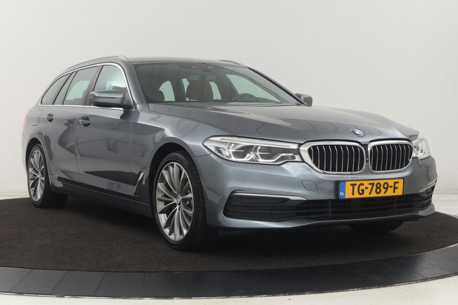 BMW 5 Serie 520i High Executive | Leder | 360 camera | Stoelverwarming | DAB | Navigatie | Full LED | Sfeerverlichting | Parkeerhulp | Climate control | Cruise control