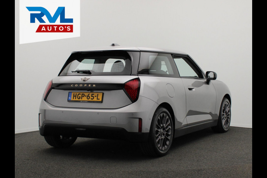 MINI Cooper E Essential XS 40.7 kWh * NIEUW * Volledige BMW Dealer Garantie
