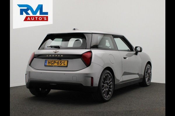 MINI Cooper E Essential XS 40.7 kWh * NIEUW * Volledige BMW Dealer Garantie
