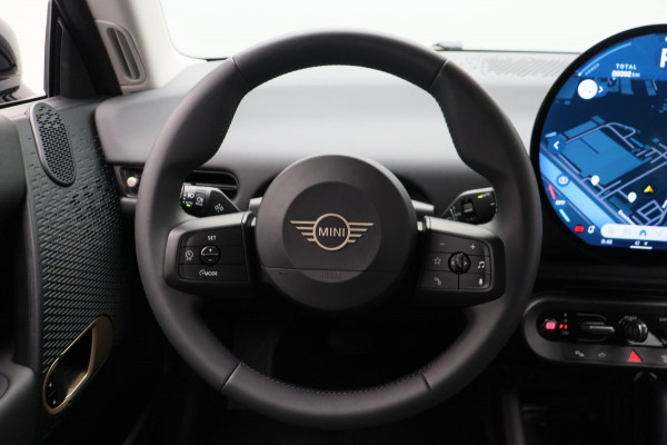 MINI Cooper E Essential XS 40.7 kWh * NIEUW * Volledige BMW Dealer Garantie