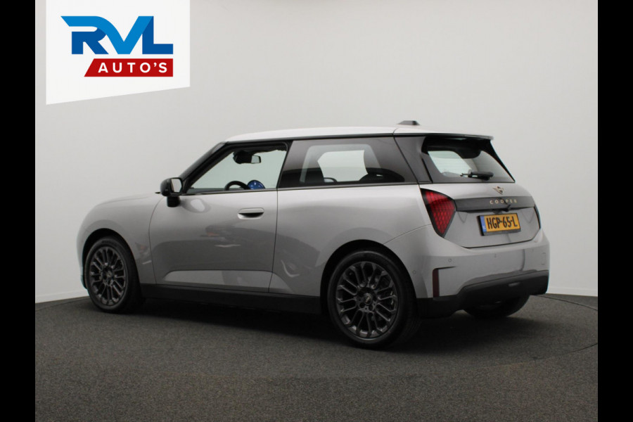 MINI Cooper E Essential XS 40.7 kWh * NIEUW * Volledige BMW Dealer Garantie