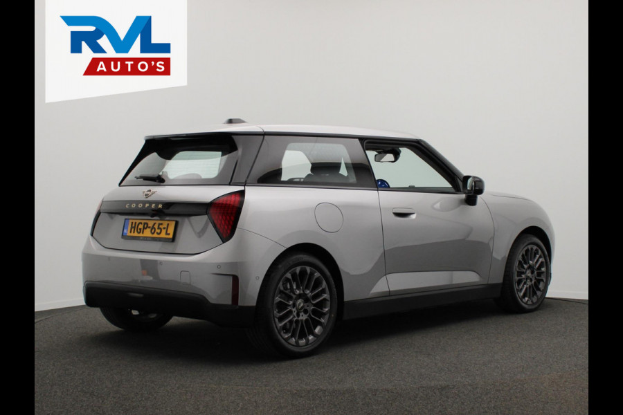 MINI Cooper E Essential XS 40.7 kWh * NIEUW * Volledige BMW Dealer Garantie