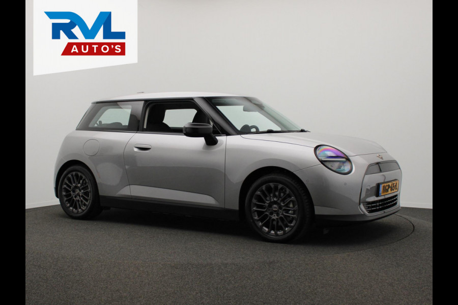 MINI Cooper E Essential XS 40.7 kWh * NIEUW * Volledige BMW Dealer Garantie