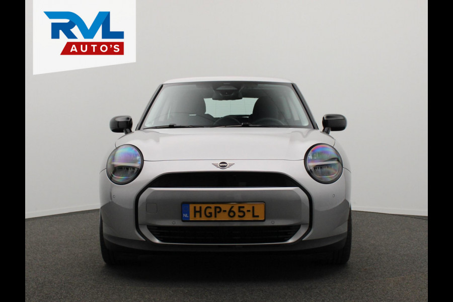 MINI Cooper E Essential XS 40.7 kWh * NIEUW * Volledige BMW Dealer Garantie