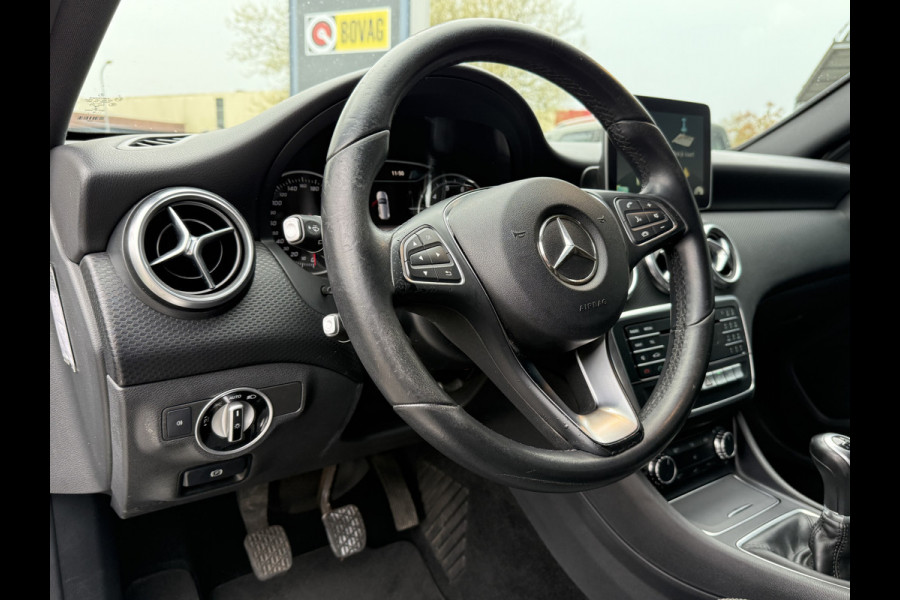 Mercedes-Benz A-Klasse BWJ 2017 | 180 123PK Lease Ed Ambition | LEDER/STOF | SPORTSTOELEN | NAVI | CLIMA | PDC | CRUISE |