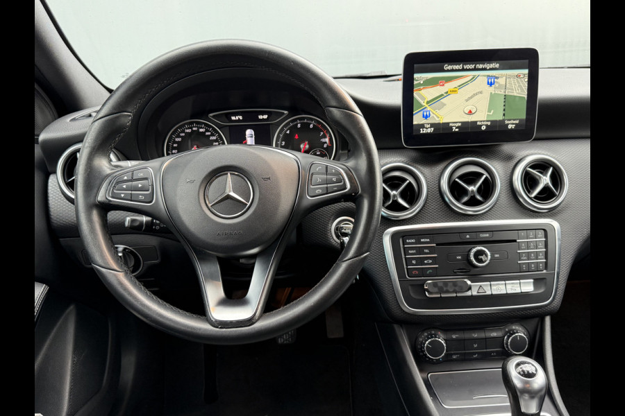 Mercedes-Benz A-Klasse BWJ 2017 | 180 123PK Lease Ed Ambition | LEDER/STOF | SPORTSTOELEN | NAVI | CLIMA | PDC | CRUISE |